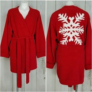 Victoria’s Secret Red Snowflake Cozy Robe XS/S
